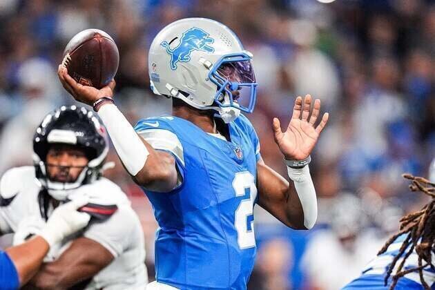 Reports: Titans sign QB Hendon Hooker among four additions