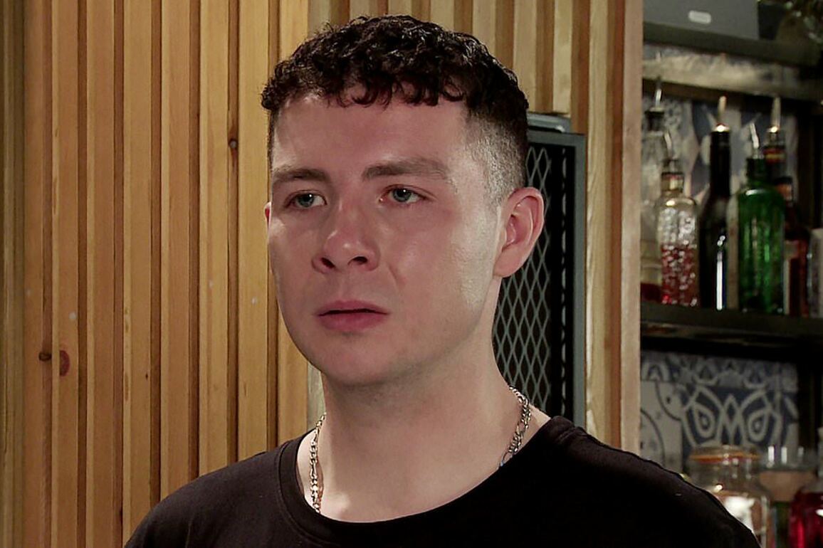 Corrie star backs new early detection test for the most common cancer in men under 40