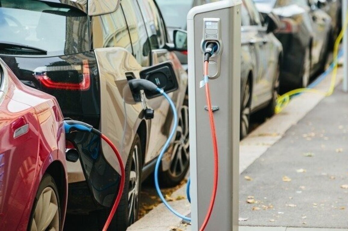 Virginia lawmakers call for congressional electric transit investments 