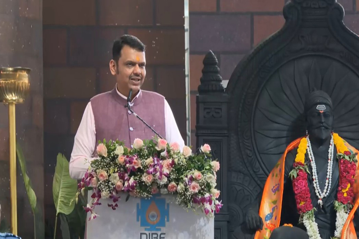 Rajnath Singh approved four defence corridors in Pune, Nashik, Ahmednagar and Nagpur: Maharashtra CM Fadnavis