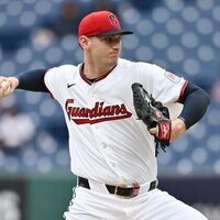 Gavin Williams nabs 4th straight win as Guardians top Rays