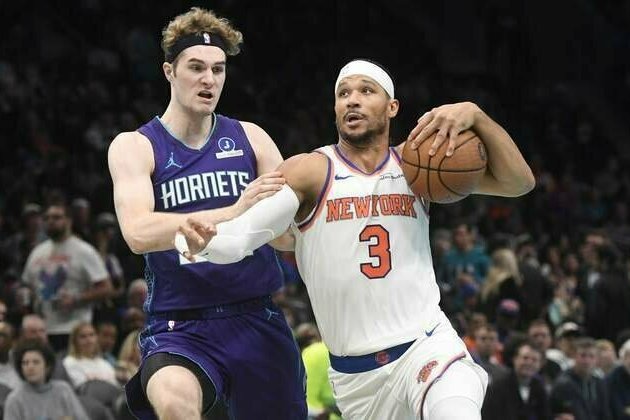 Knicks starters dominate Hornets early in rout