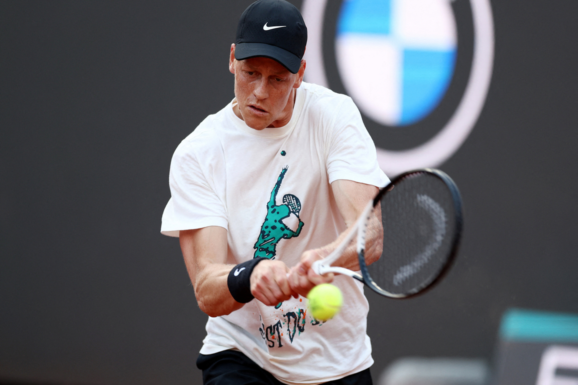 Australian Open: Sinner outclasses Shelton, sets up semifinal clash against Djokovic