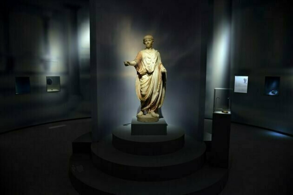 Roman Empire and the fall of Nero offer possible lessons for Trump about the cost of self-isolation