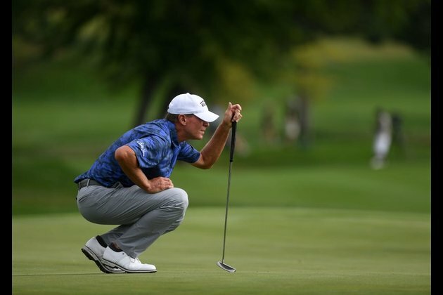 Steve Stricker shoots 60 to grab lead at Hualalai