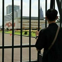 DPR merespons kritik dengan menghina rakyat, tanda demokrasi makin mundur