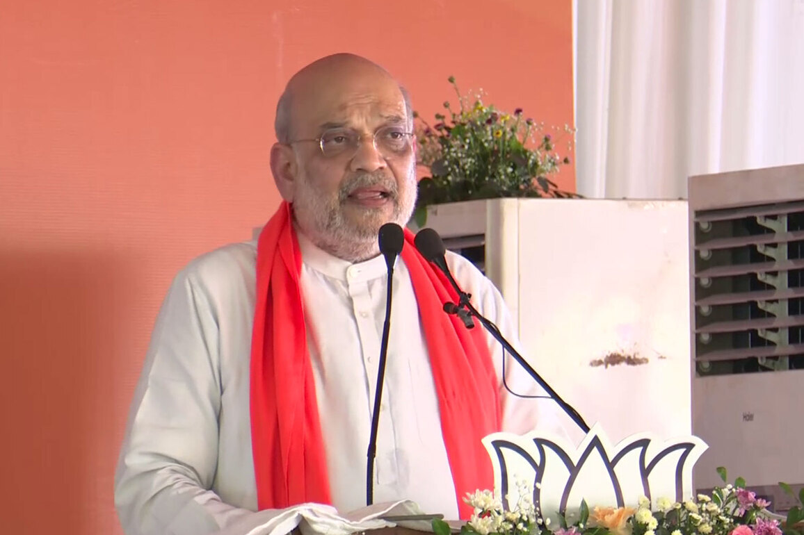 Bengal polls: Amit Shah promises Ghatal Master Plan execution within a year, says "TMC trashed flood plan"