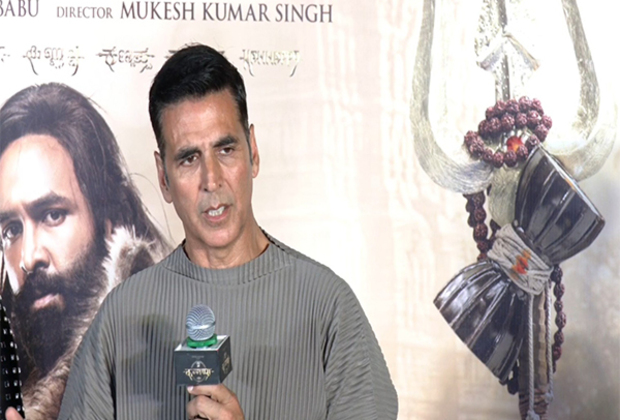 "Meri bhakti ko koi galat samjhe...": Akshay Kumar on hugging Shivling controversy