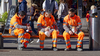Survey reveals winter mental health struggles among roofers