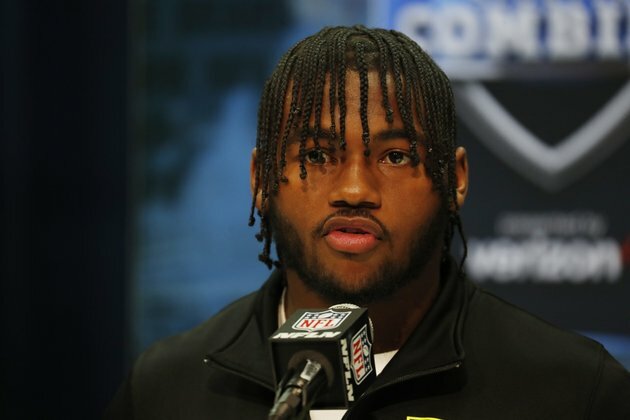 Lions' second-round pick Swift signs contract