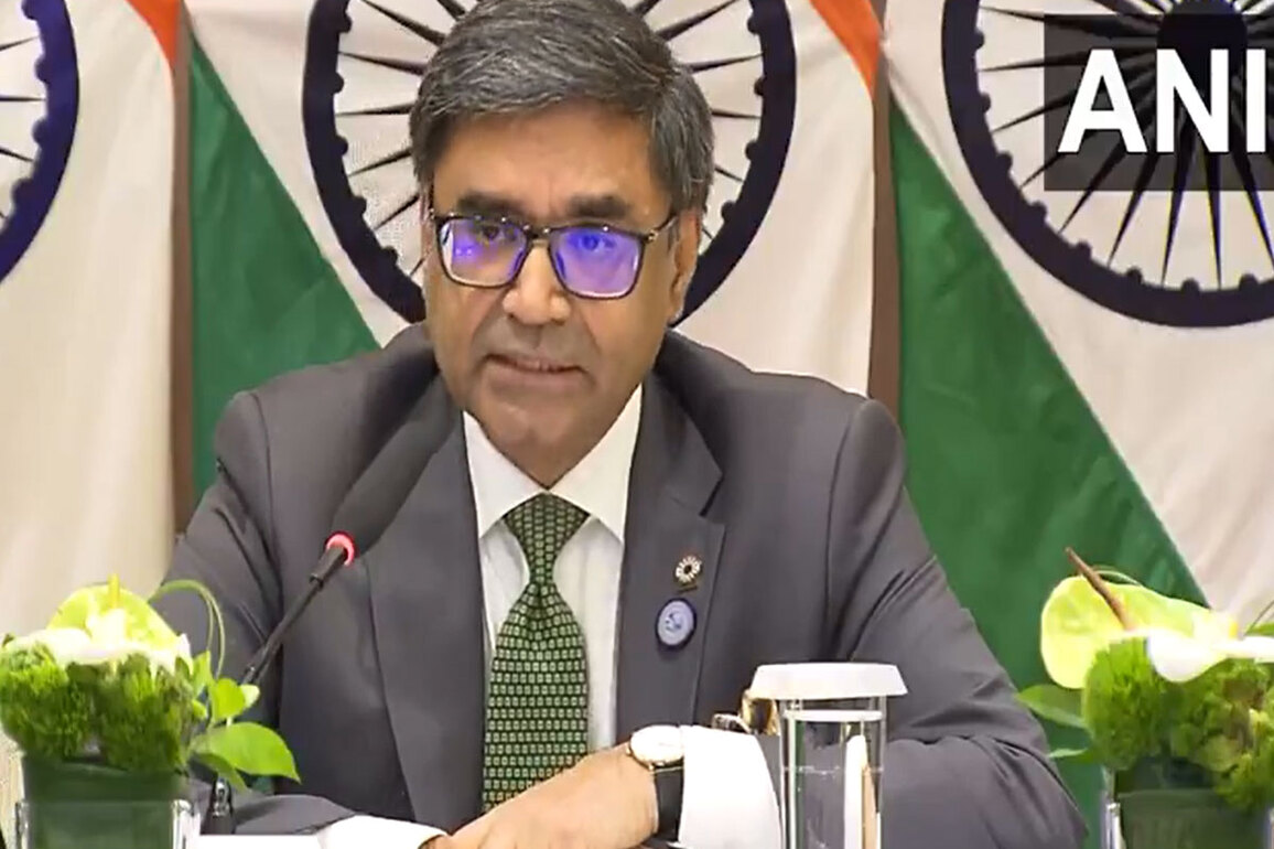 PM Modi, Xi Jinping exchanged views on ways to increase and balance bilateral trade: MEA