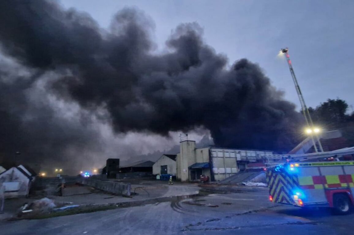 Firefighters battling industrial blaze in Dublin
