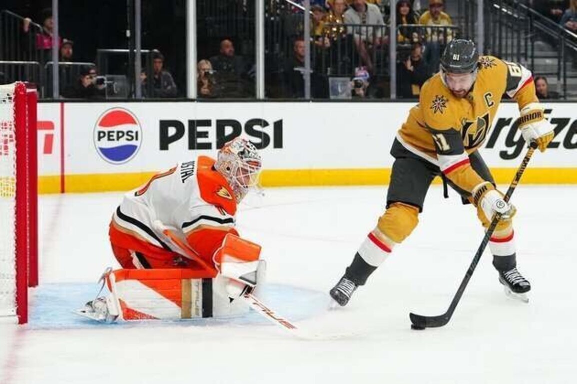 Golden Knights captain Mark Stone out for Game 4 vs. Ducks