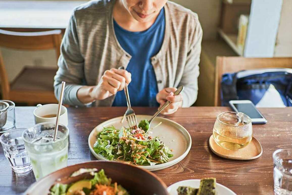 What you eat in midlife affects how healthy you are at age 70, according to a new study