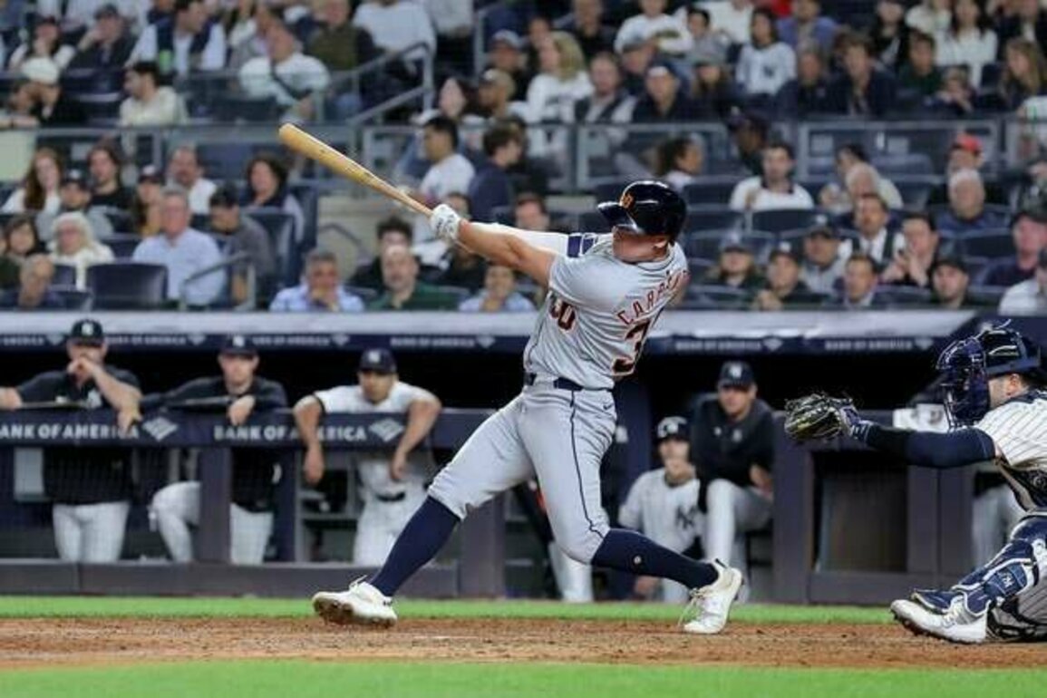 Nine-run 7th inning sends Tigers to blowout of Yankees