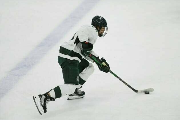 Oilers, Lightning swap first-round picks Sam O'Reilly, Isaac Howard