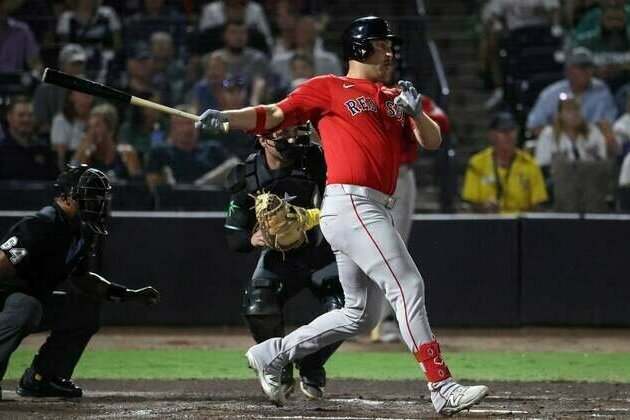 Red Sox DFA 1B Nathaniel Lowe amid several moves