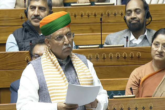 "If you win, EVMs are fine; if we win, EVMs are faulty": Meghwal accuses Congress of double standards