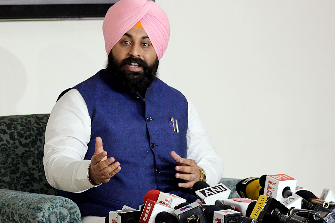 Punjab govt urges Air Force to allow display of MiG-21 in govt schools to inspire students