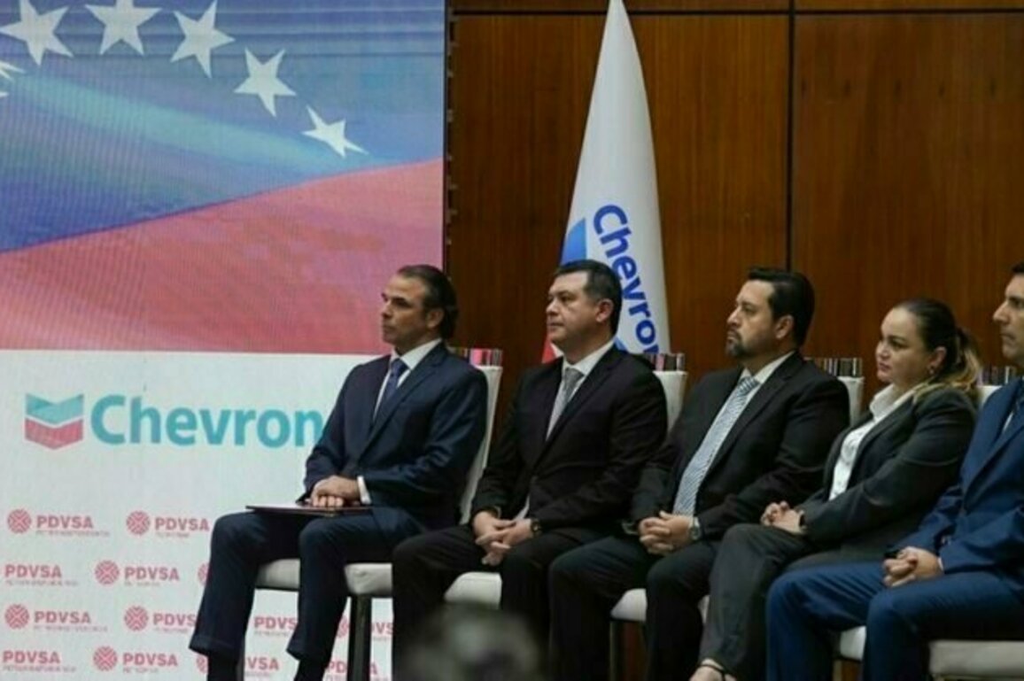 Trump ends permit to export Venezuelan oil to US