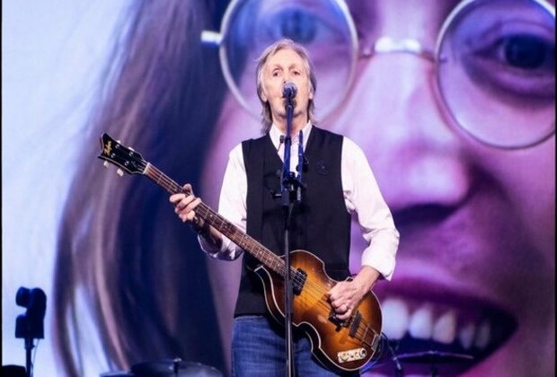 Paul McCartney, Ringo Starr reunite for first performance in 5 years