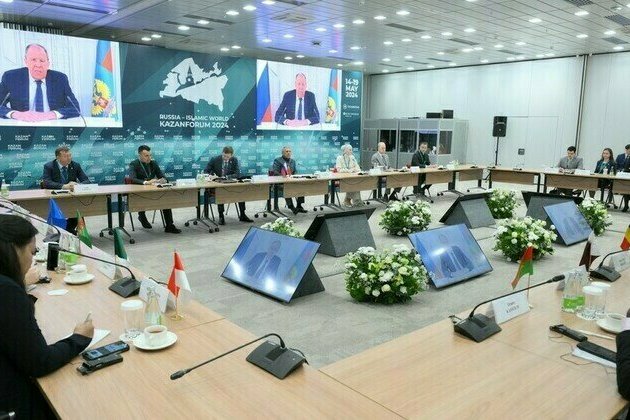 Russia hosts Islamic diplomatic forum