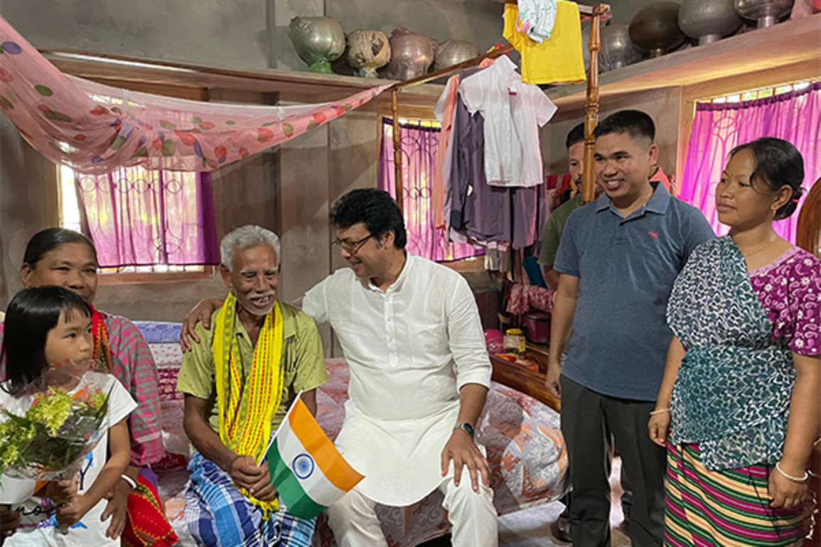 Tripura: BJP MP Biplab Kumar Deb celebrates Independence Day with tribals; donates blood, meets soldiers' families