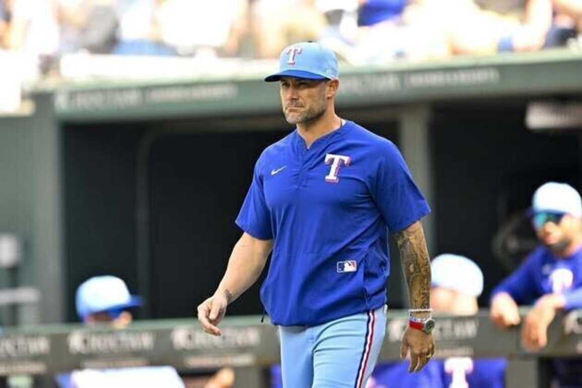 Rangers, Mariners each licking wounds entering early-season series