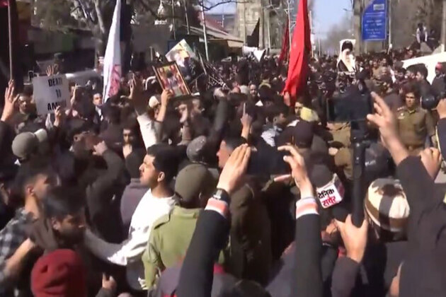 J-K: Protests outside UNMOGIP headquarters in Srinagar after death of Iran's Supreme Leader