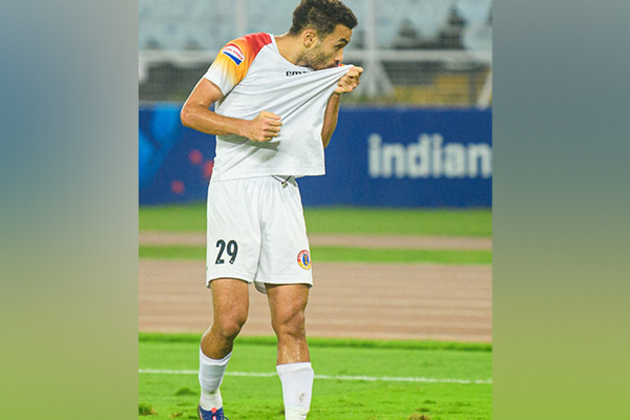 ISL: Hyderabad FC look to dampen East Bengal FC playoff race