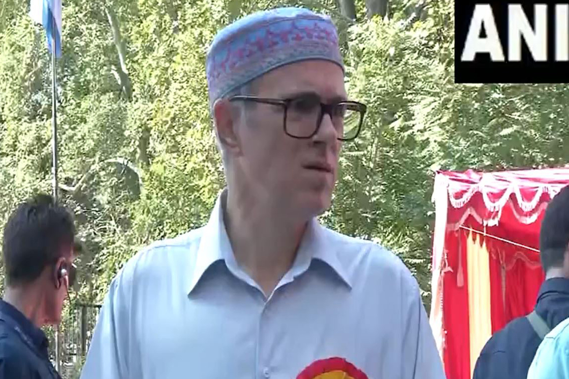 "People of one religion are being targeted through this bill": J-K CM Omar Abdullah after SC order on Waqf Act