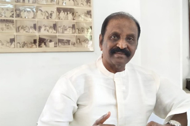 Lyricist Vairamuthu calls out Tamil filmmakers for using his verses for film titles without 'permission'