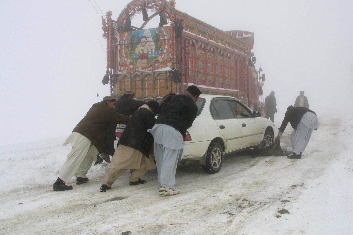Pakistan: Security operation leaves Tirah civilians in deadly cold