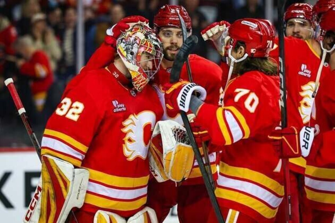 Devils, Flames need to string wins to get inside playoff bubble