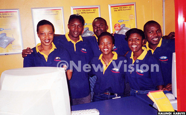  atricia entongo extreme left and the first ustomer are crew  eb 2001