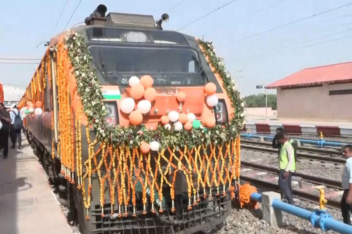 PM Modi to flag off Ayodhya-Mumbai Amrit Bharat Express train