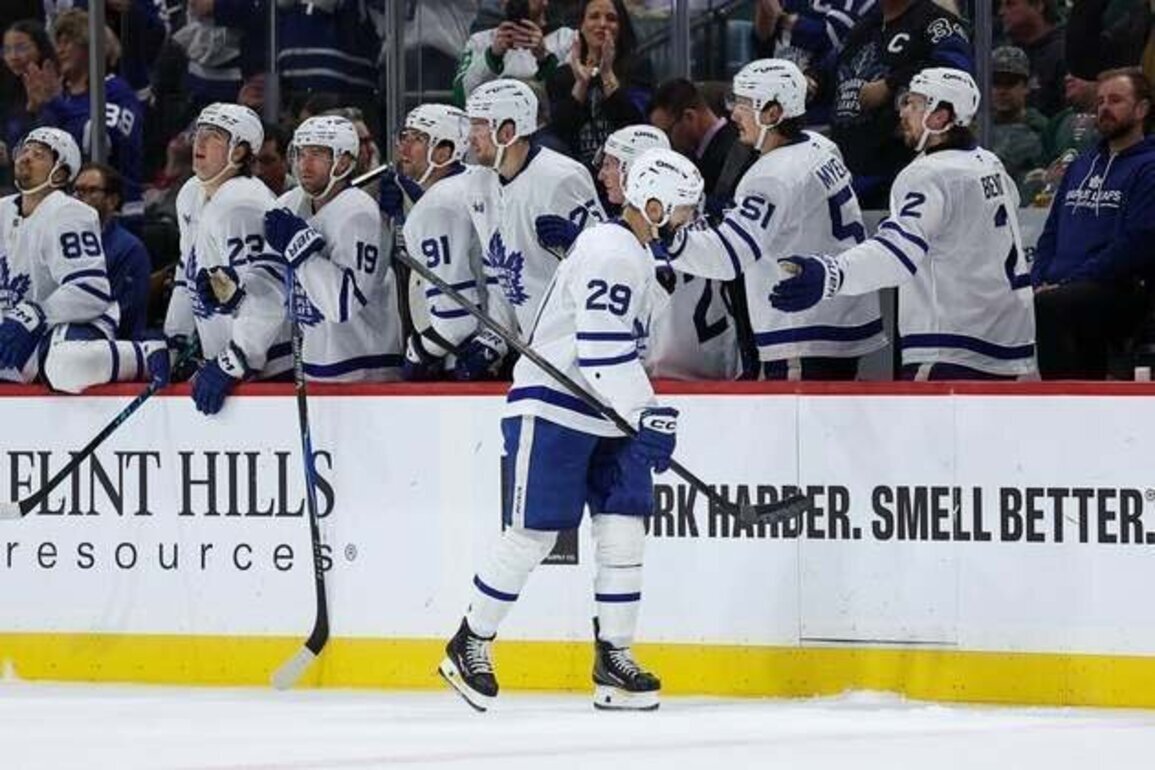 Bo Groulx breaks out with 2-goal game as Maple Leafs beat Wild