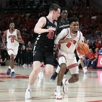 L.J. Cryer helps No. 4 Houston sail past Cincinnati