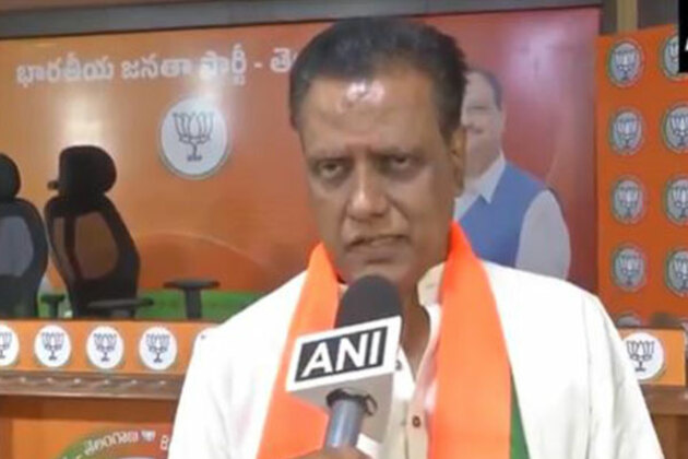 "Why did you ignore Bhagyalakshmi temple?": BJP leader Subash slams Telangana govt