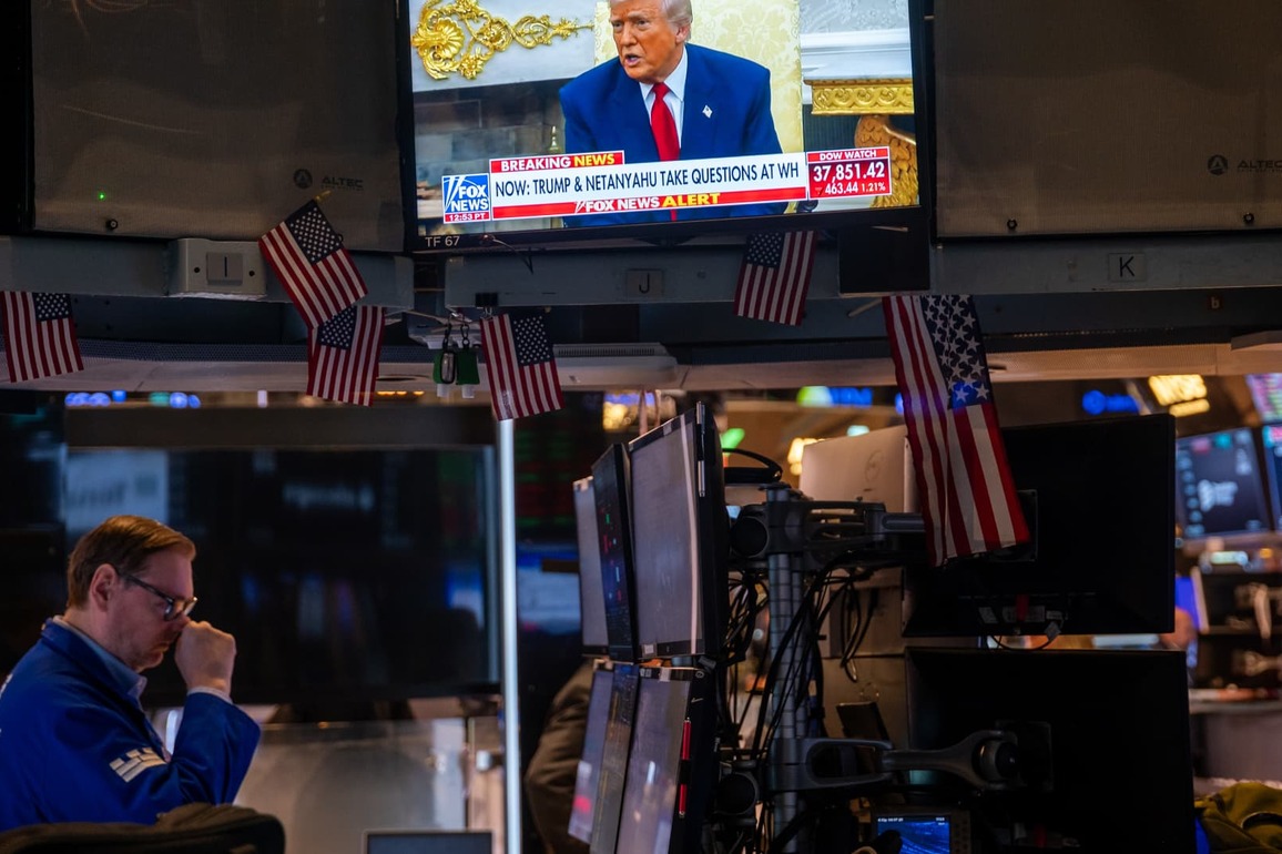 Trumps first 100 days are the worst for the stock market since Nixon
