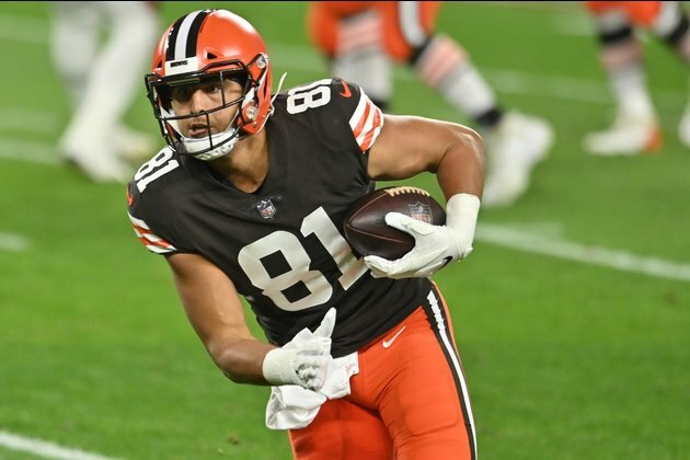 Browns TE Hooper to undergo appendectomy
