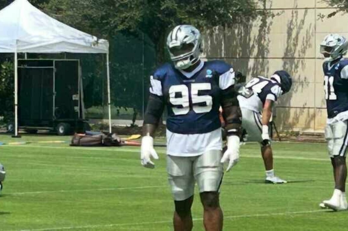 Updates: Kenny Clark switching jersey number