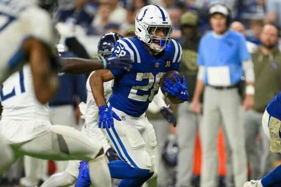 Falcons defense up against 'a monster' in Colts' Jonathan Taylor