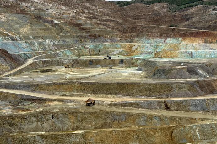 To support the contract, Anglo Asian has constructed a dedicated logistics centre of seven hectares. 