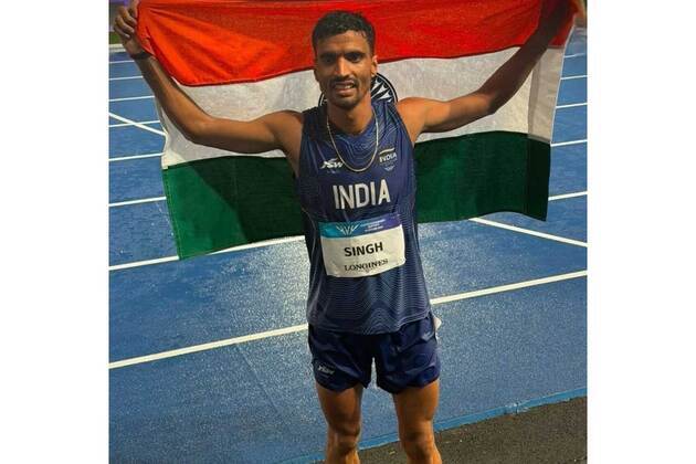 Defence Minister congratulates Gulveer Singh, Narender Berwal on CWG 2026 medals