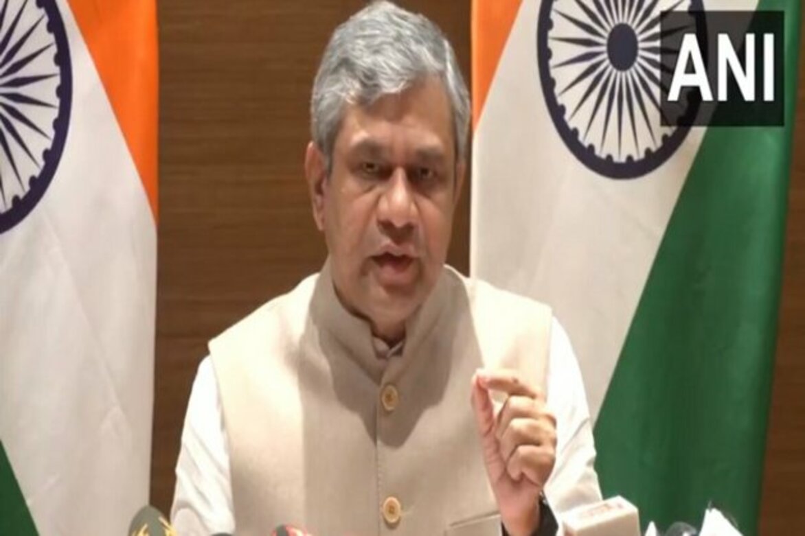 "We will soon be ready for USD 1 trillion exports": Union Minister Ashwini Vaishnaw on 'Make in India' initiative