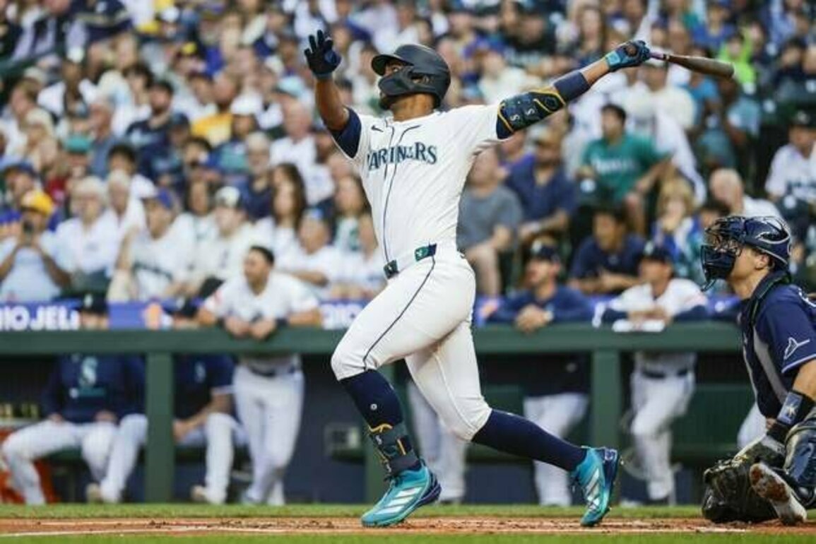 Julio Rodriguez's two homers, Cal Raleigh's 44th power Mariners past Rays
