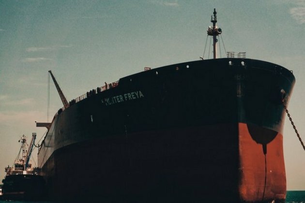 Upstart Indian shipper helps get Russian oil to world markets: WSJ