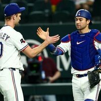 MLB roundup: Rangers ring up 20 runs in rout of Angels