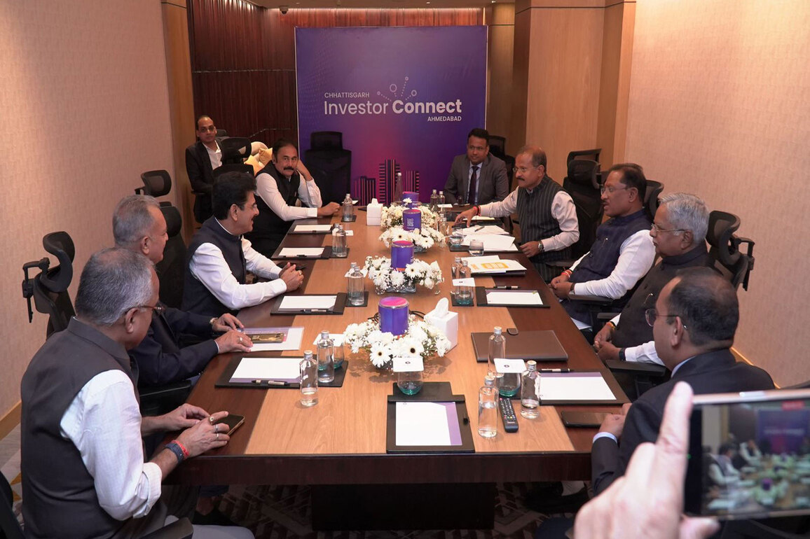 Investor Connect: Chhattisgarh-Gujarat pact seals 33,321 cr deals in Ahmedabad, creates 14,900 jobs